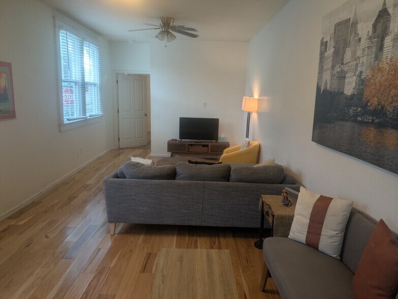 More Photos Of 3840 Bienville St, New Orleans Apartments For Lease