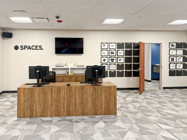 More Photos Of 1450 Busch Pky, Buffalo Grove Coworking Space