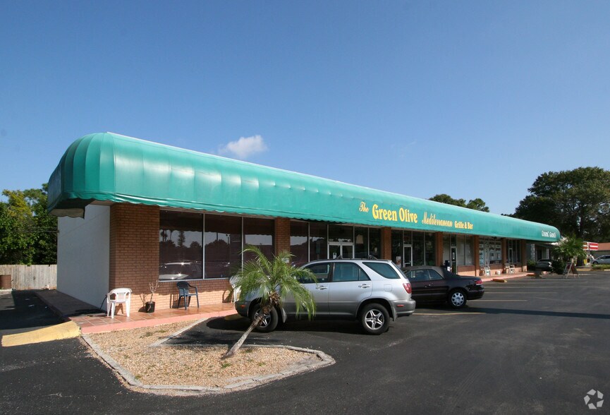 More Photos Of 5120 Manatee Ave, Bradenton Unknown For Lease