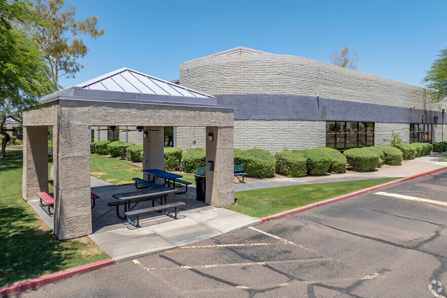 More Photos Of 1616 W 17th St, Tempe Office For Lease