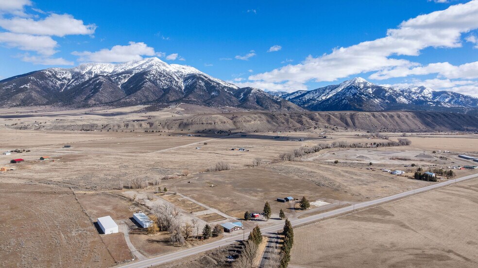 More Photos Of 3449 Swan Valley hwy, Irwin Bar For Sale