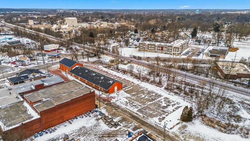 More Photos Of 412 E River St, Elyria Office For Sale