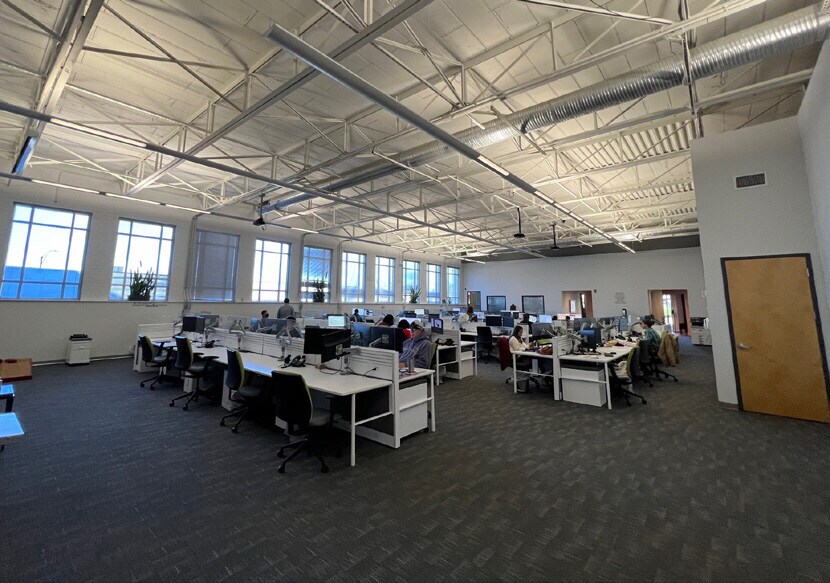 More Photos Of 329 Battleground Ave, Greensboro Office For Lease
