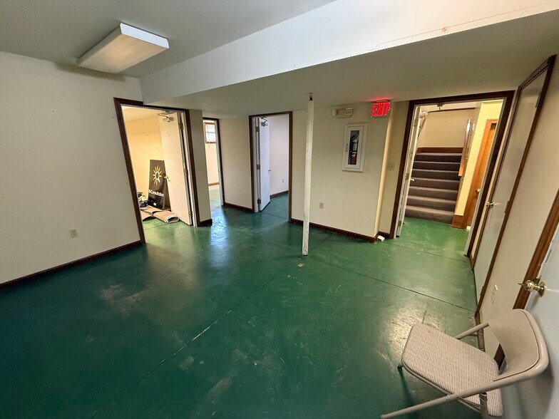 More Photos Of 624 E Main St, Lancaster Office For Lease