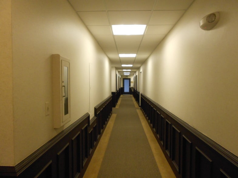 More Photos Of 2850 McClelland Dr, Fort Collins Office For Lease