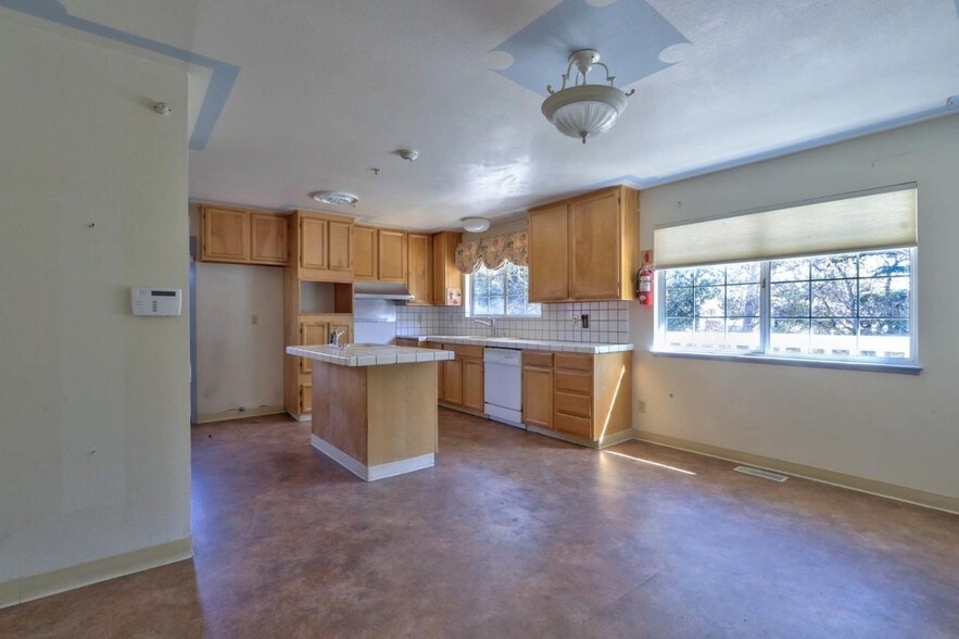 More Photos Of 1106 Darlene Dr, Santa Cruz Assisted Living For Sale
