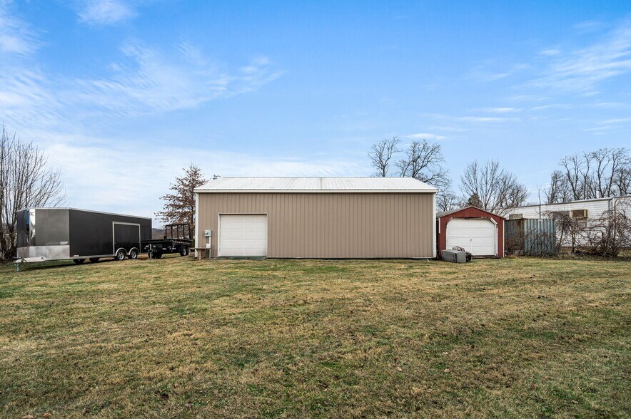 More Photos Of 2933 E High St, Pottstown General Retail For Sale