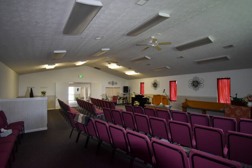 More Photos Of 65 Highland Ave, Lancaster Religious Facility For Sale