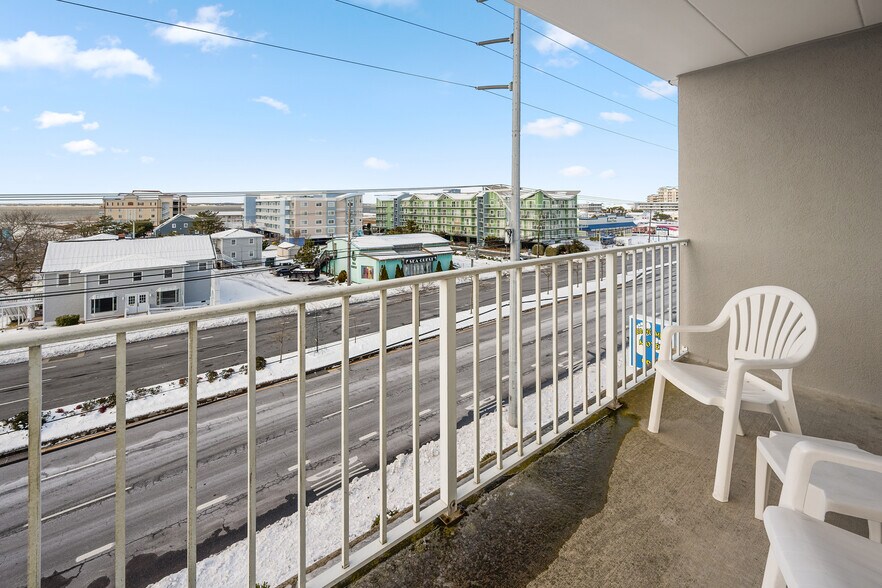 More Photos Of 7500 Coastal Hwy, Ocean City Hotel For Sale