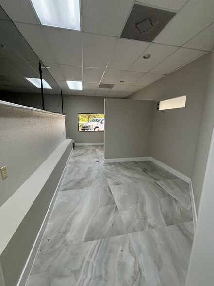 More Photos Of 6350 Bayshore Rd, North Fort Myers Freestanding For Lease