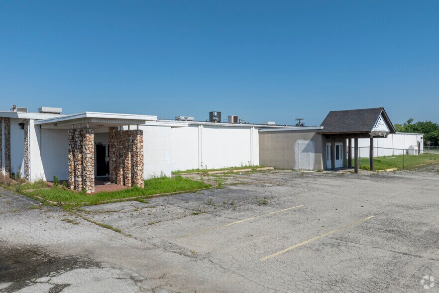 Primary Photo Of 7727 E 41st St, Tulsa Industrial For Sale