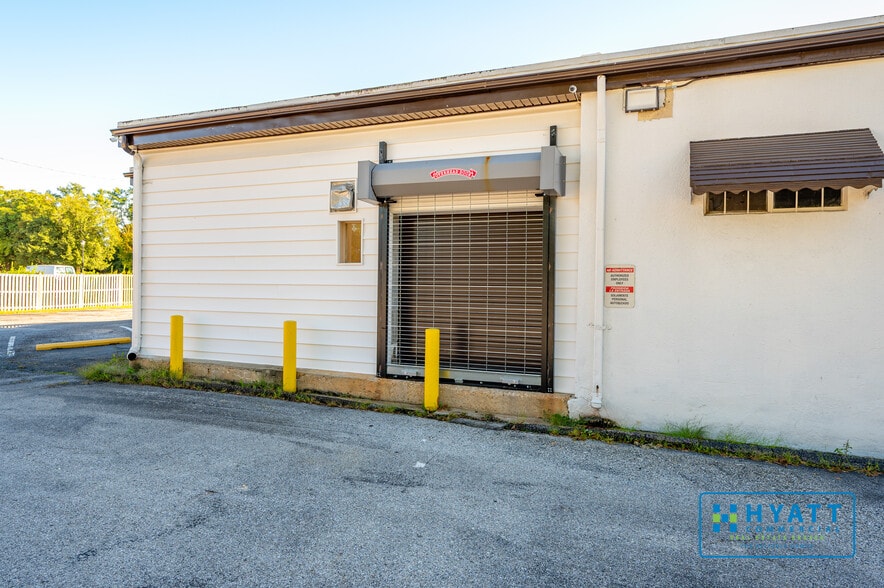 More Photos Of 625 Greenway Rd, Glen Burnie Restaurant For Sale