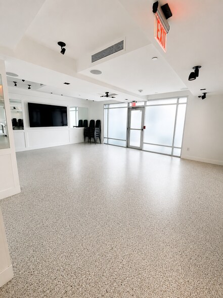 More Photos Of , Anaheim Multifamily For Sale