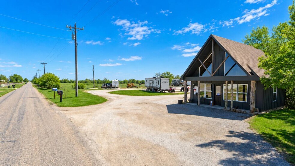 More Photos Of 594 Cedar Mills Road, Gordonville Trailer Camper Park For Sale