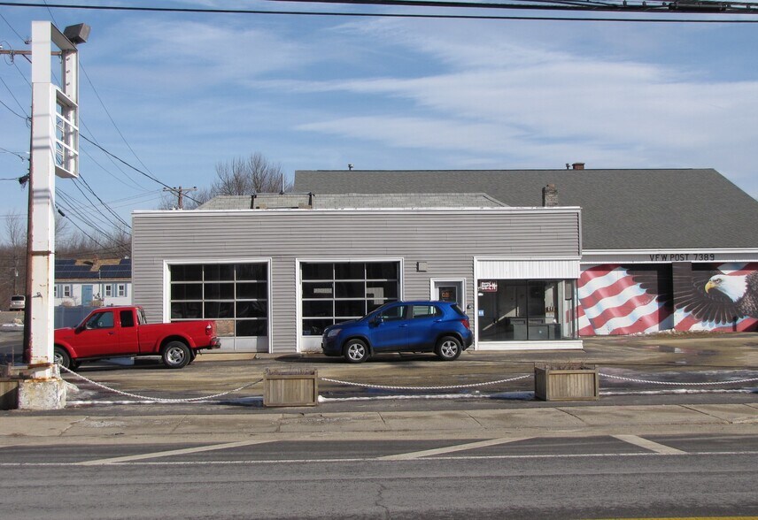 Primary Photo Of 72 Main St, Westminster General Retail For Sale