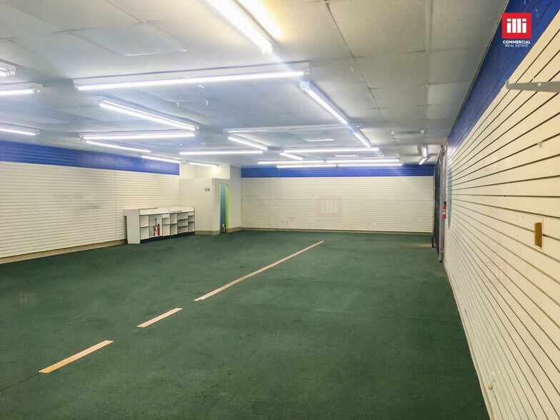 More Photos Of 2027-2055 Glenoaks Blvd, San Fernando Unknown For Lease