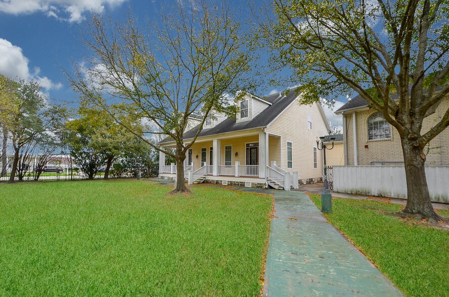 More Photos Of 9420 Fm 1960 Rd W, Houston Office For Lease