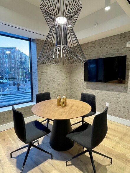 More Photos Of 1763 Columbia Rd NW, Washington Coworking Space