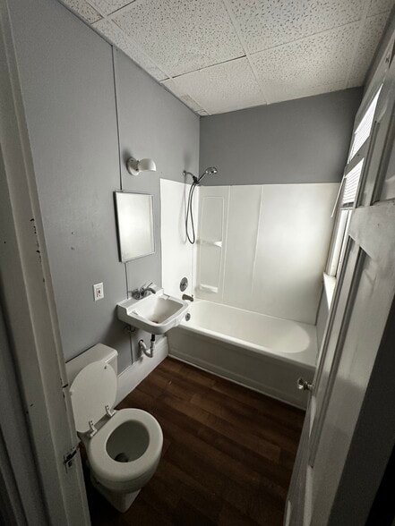 More Photos Of 1269 4th Ave SE, Cedar Rapids Multifamily For Sale