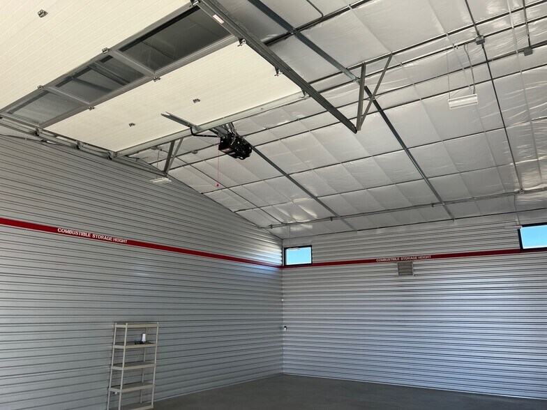 More Photos Of 9658 Havana St, Commerce City Warehouse For Lease