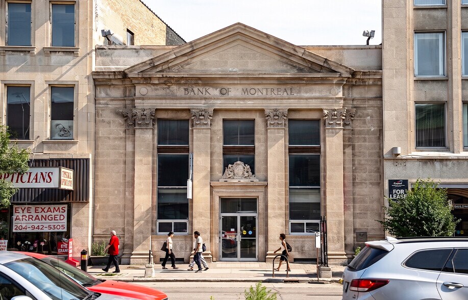 Primary Photo Of 426 Portage Av, Winnipeg Office For Sale
