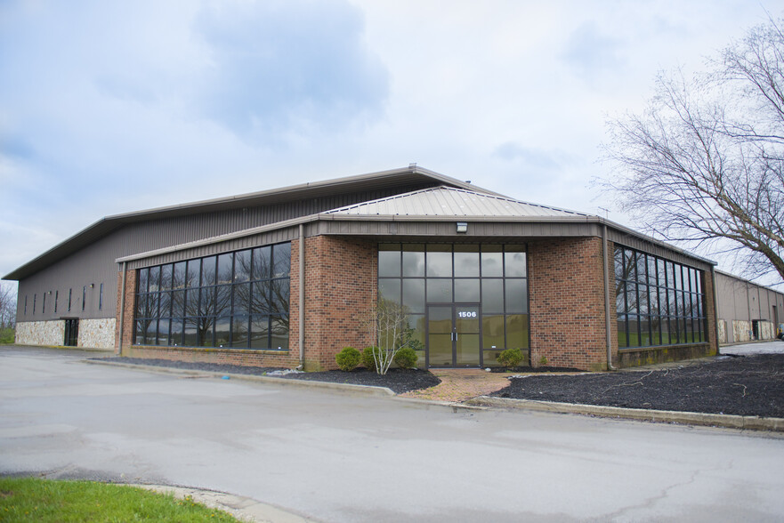 Primary Photo Of 1506-1518 Industrial Park Dr, Maysville Warehouse For Lease