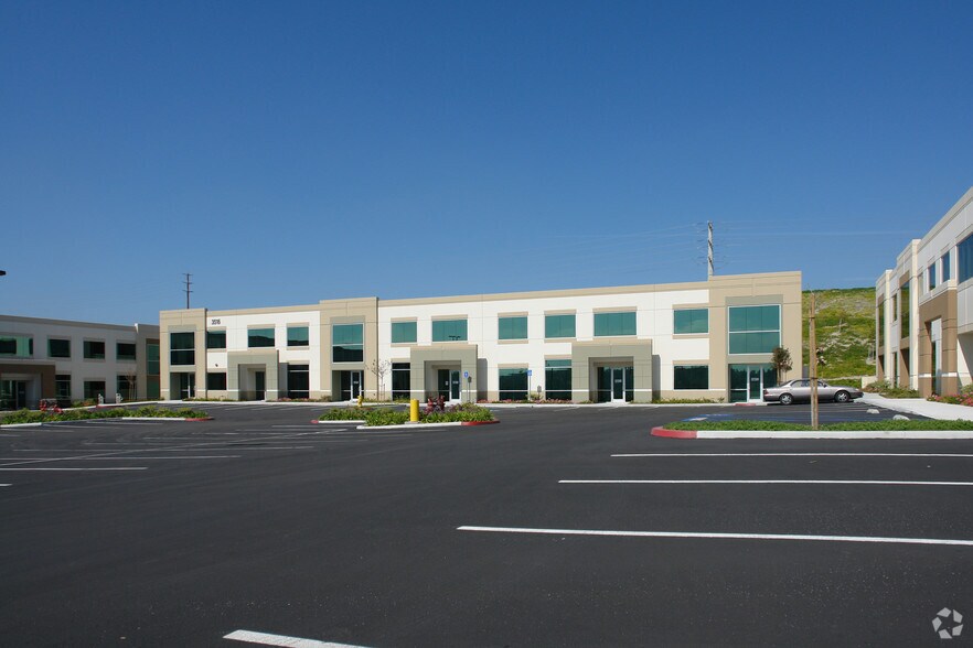 More Photos Of 3516 Seagate Way, Oceanside Warehouse For Sale