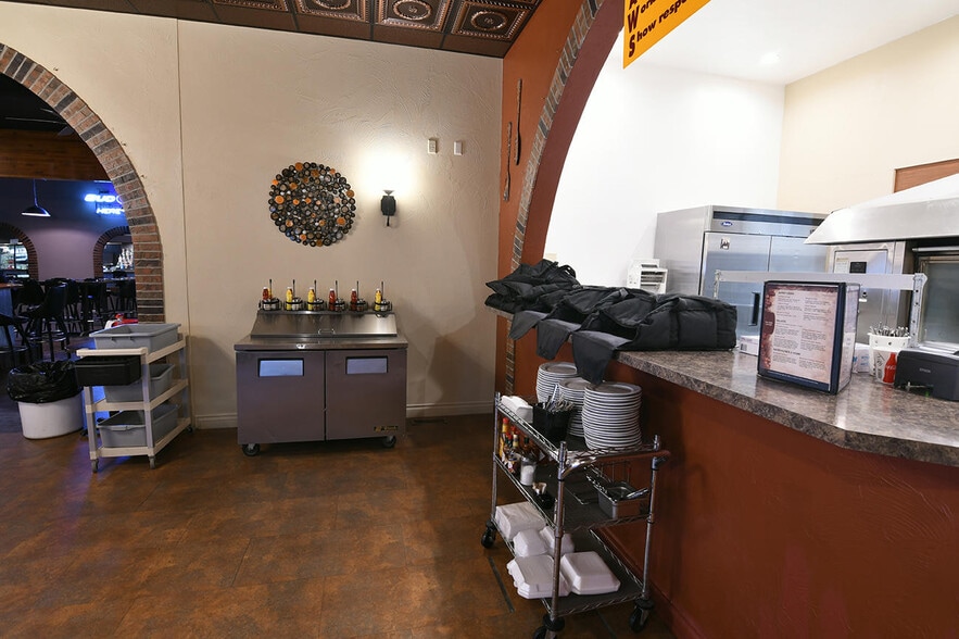 More Photos Of 239 Main St, Shelby Bar For Sale