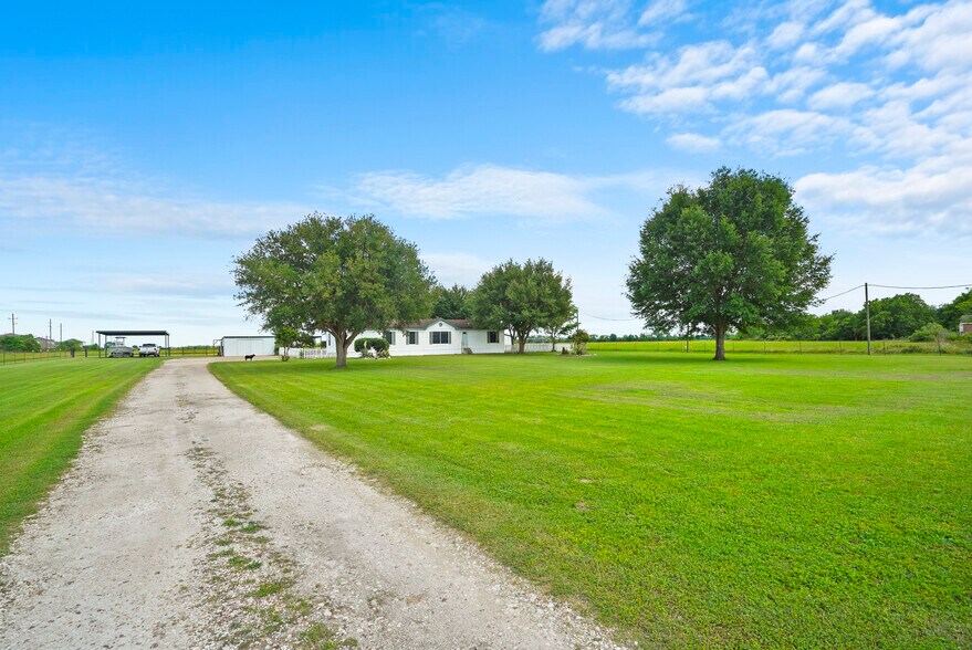 More Photos Of 16070 Warren Ranch Rd, Hockley Land For Sale