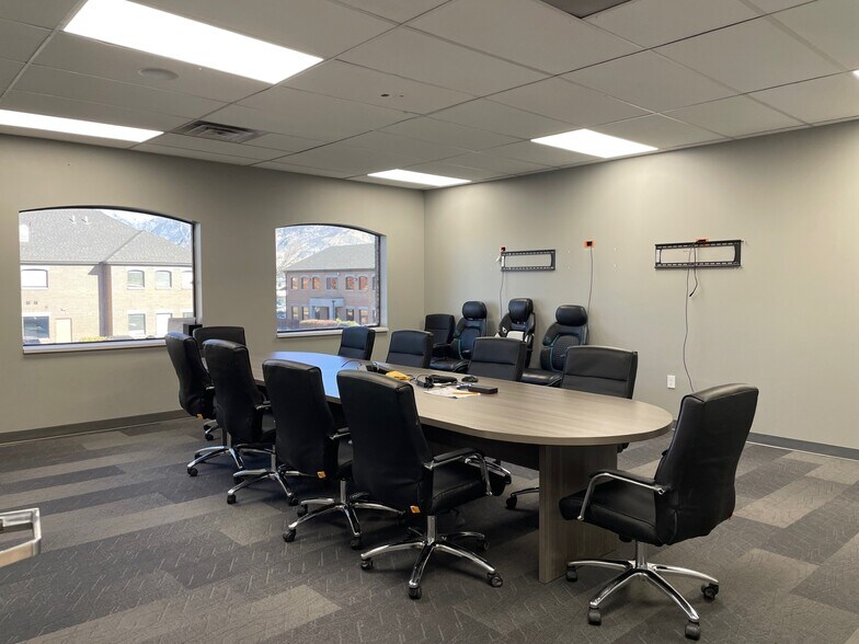 More Photos Of 795 E 340 S, American Fork Office For Lease
