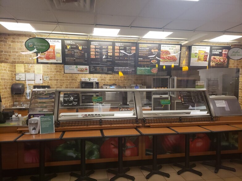 More Photos Of 1860-1868 Centre St, West Roxbury General Retail For Sale