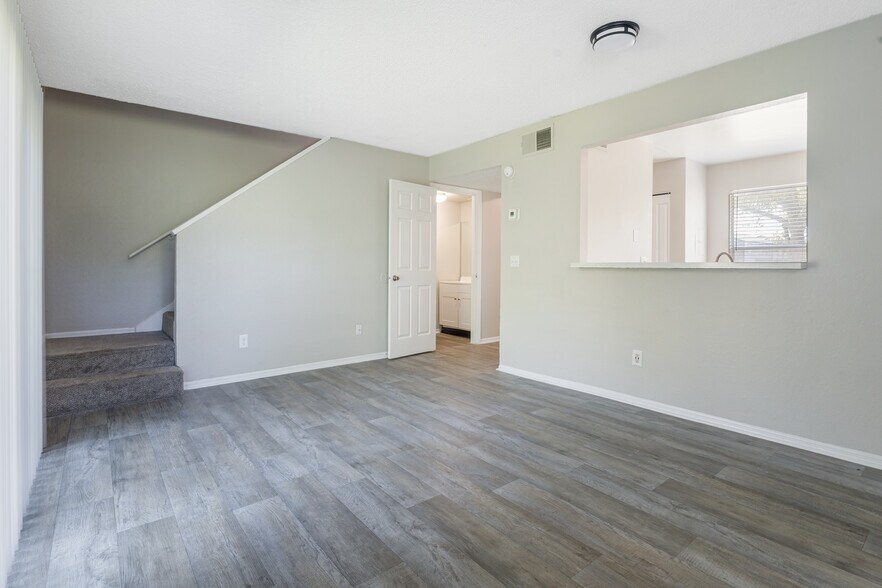 More Photos Of 2450 Hartwell Ave, Sanford Apartments For Sale
