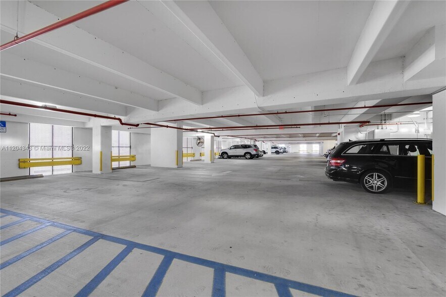 More Photos Of 2020 Ponce De Leon Blvd, Coral Gables Office For Sale