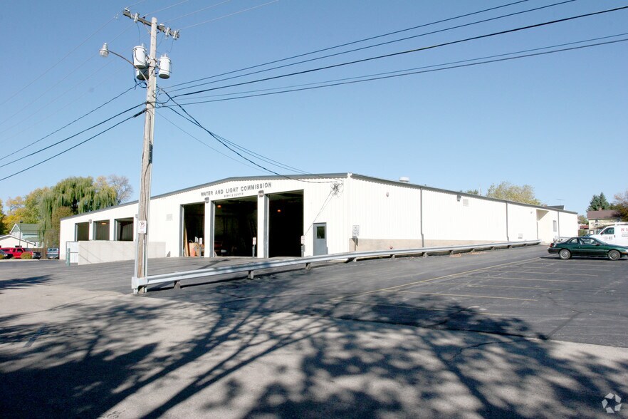 More Photos Of 125 W Main St, Sun Prairie Warehouse For Sale