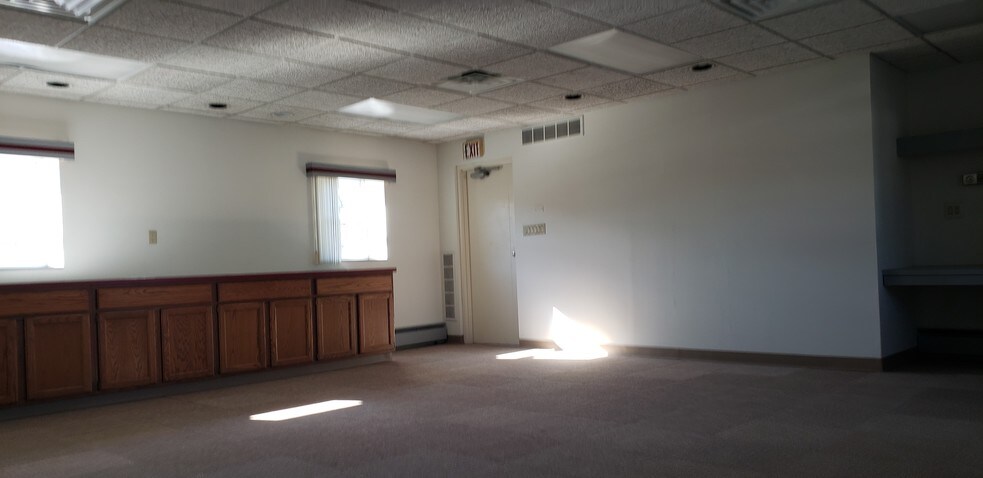 More Photos Of 1416 Union Blvd, Allentown Storefront Retail Office For Lease