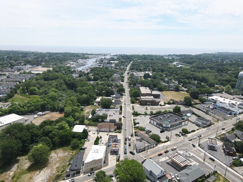 More Photos Of 270 W Main St, Patchogue Service Station For Sale