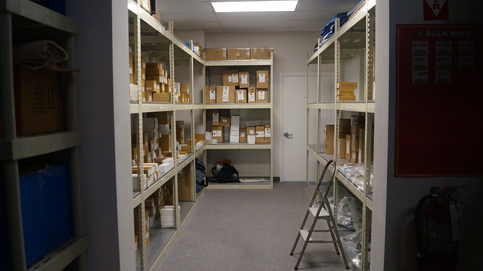 More Photos Of 161 Commerce Rd, Boynton Beach Warehouse For Sale