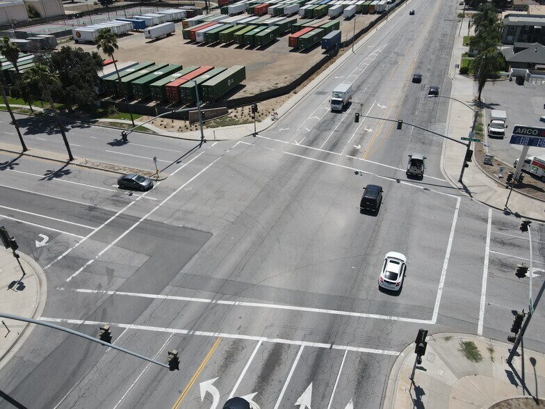 More Photos Of 25362 E 3rd St, San Bernardino Freestanding For Lease