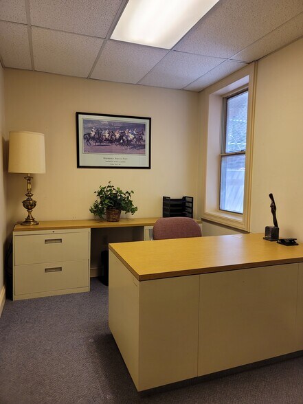 More Photos Of 802 N West St, Wilmington Office For Lease