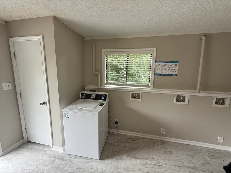 More Photos Of 4011 Eunice St SW, Huntsville Multifamily For Sale