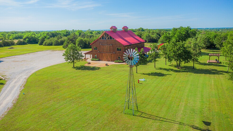 More Photos Of 347599 E 5400 Rd, Glencoe Lodge Meeting Hall For Sale