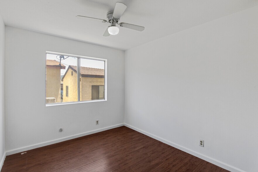 More Photos Of 3405 N Figueroa St, Los Angeles Apartments For Sale