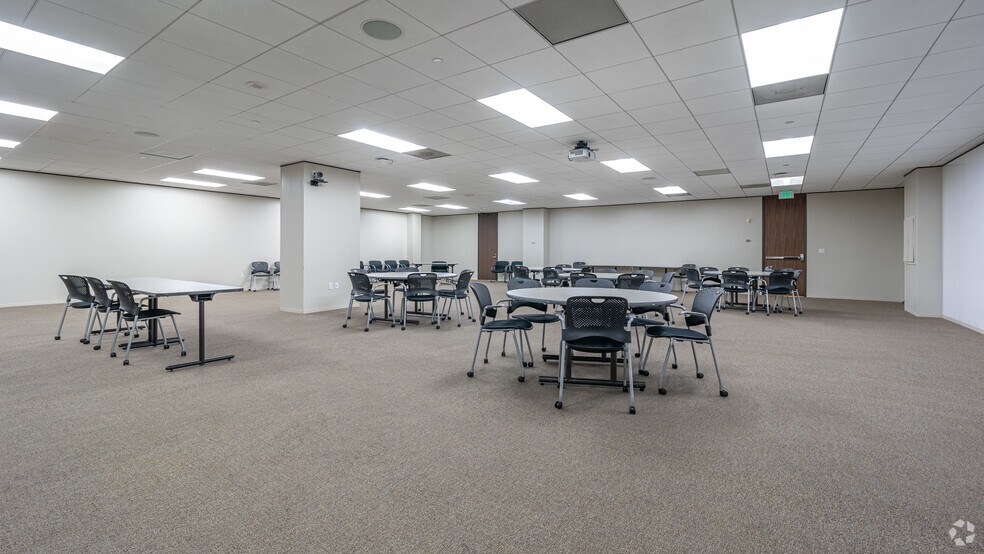 More Photos Of 601 Jefferson St, Houston Office For Lease