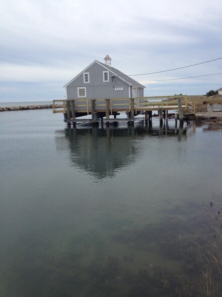 More Photos Of 11 Harbor Way, West Harwich Specialty For Sale
