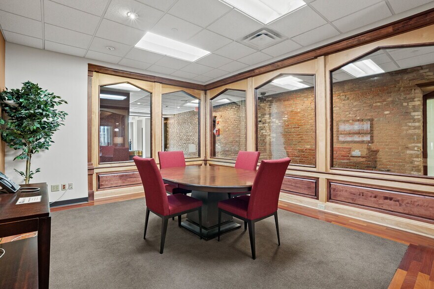 More Photos Of 309 Court Ave, Des Moines Office For Lease