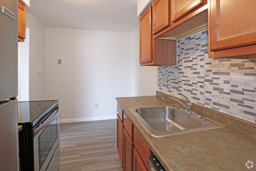 More Photos Of 25400 Euclid Ave, Euclid Apartments For Sale