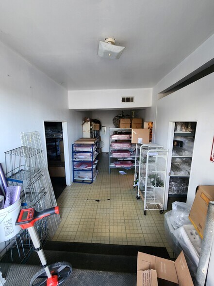 More Photos Of 440 E St, Wasco Restaurant For Sale