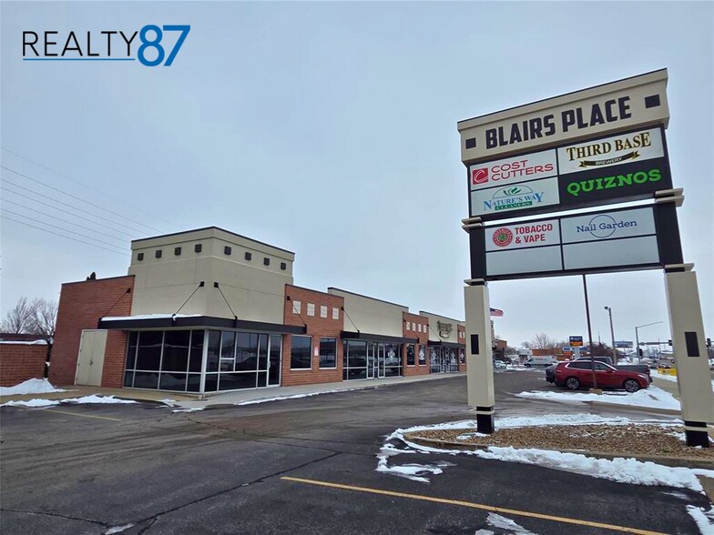 Primary Photo Of 500 Blairs Ferry Rd NE, Cedar Rapids General Retail For Lease