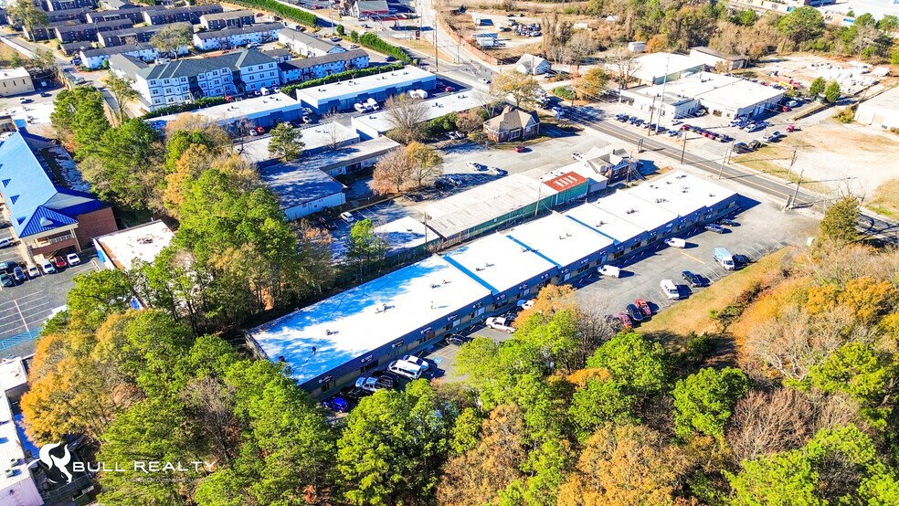 More Photos Of 5891 New Peachtree Rd, Doraville Warehouse For Lease