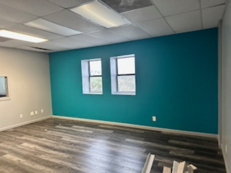 More Photos Of 12400 Front Beach Rd, Panama City Beach Light Distribution For Lease